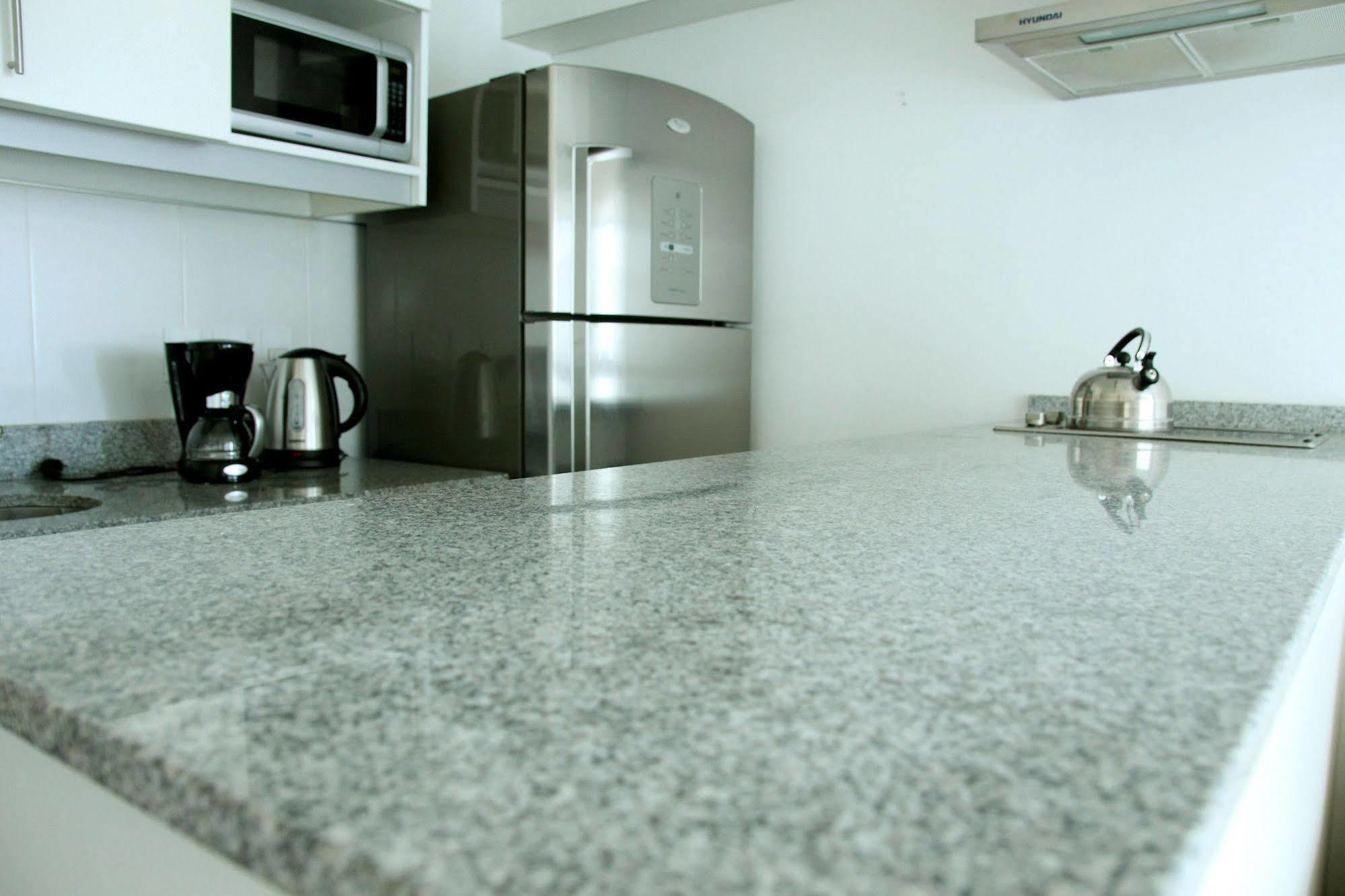 Rentline Apartamentos - Skyline Montevideo Extérieur photo